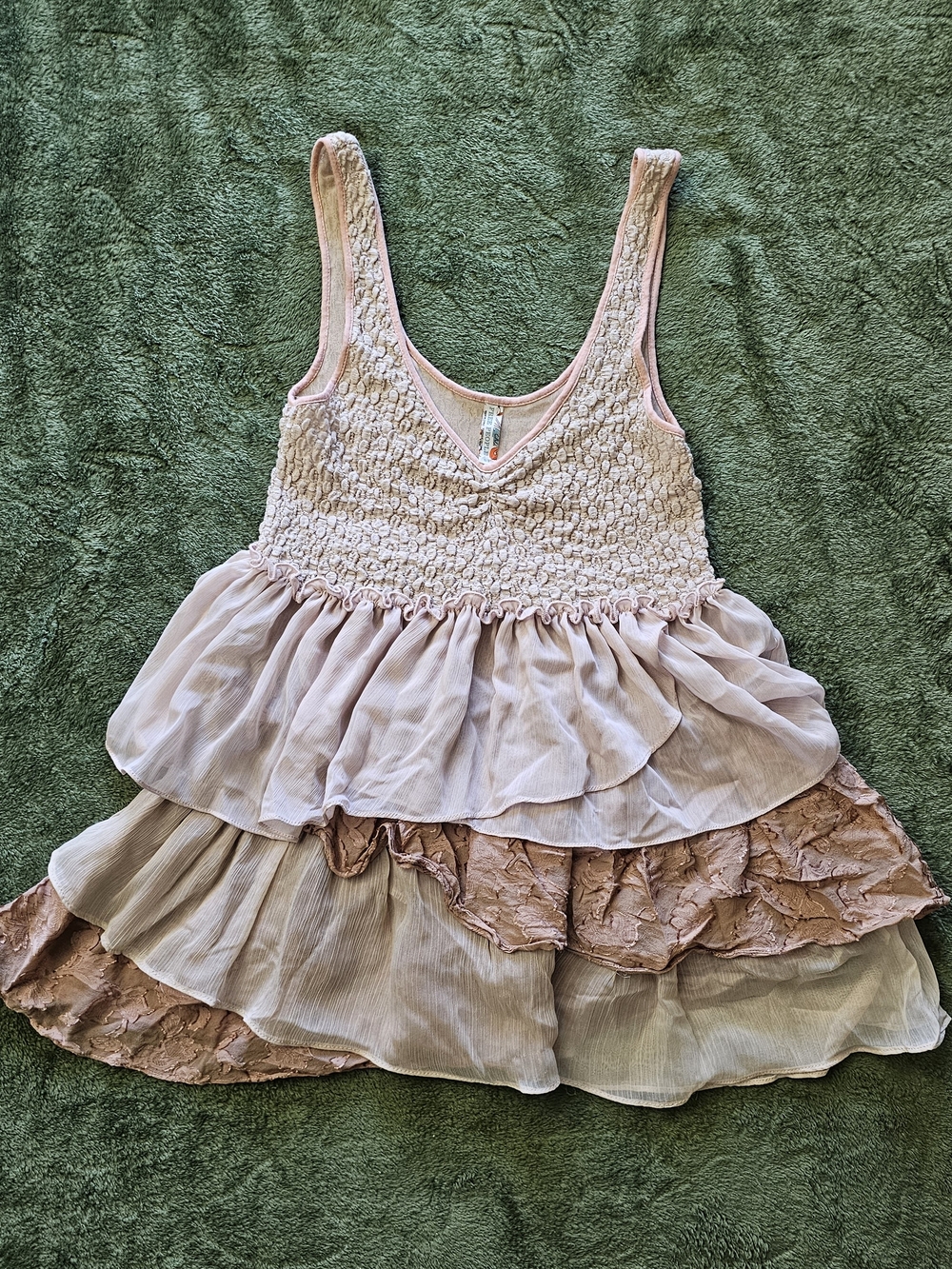 Free People Ruffled Tank Shade Of Pink Muted Size Small Womens Flowy Stretch Top